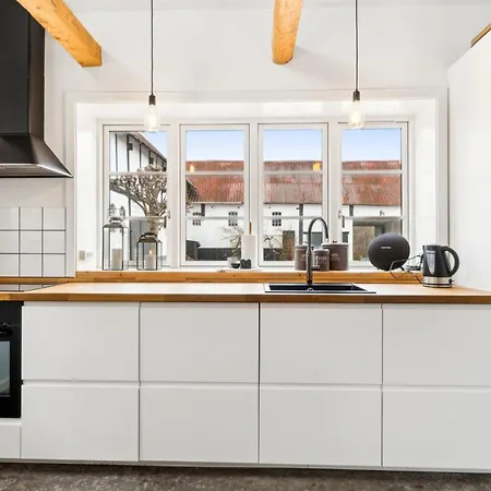 Sjard - 300m From The Sea By Interhome